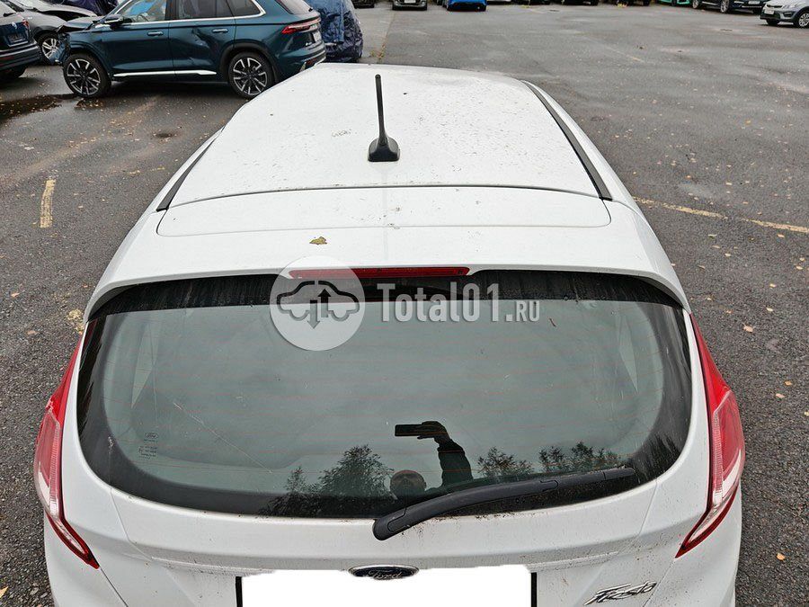 Фото Ford Fiesta 80