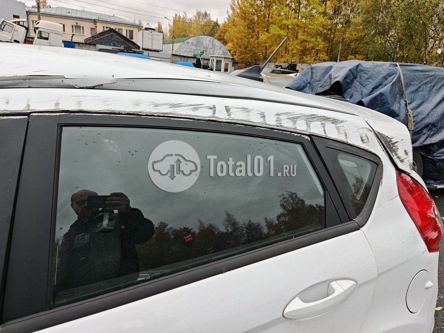 Фото Ford Fiesta 92