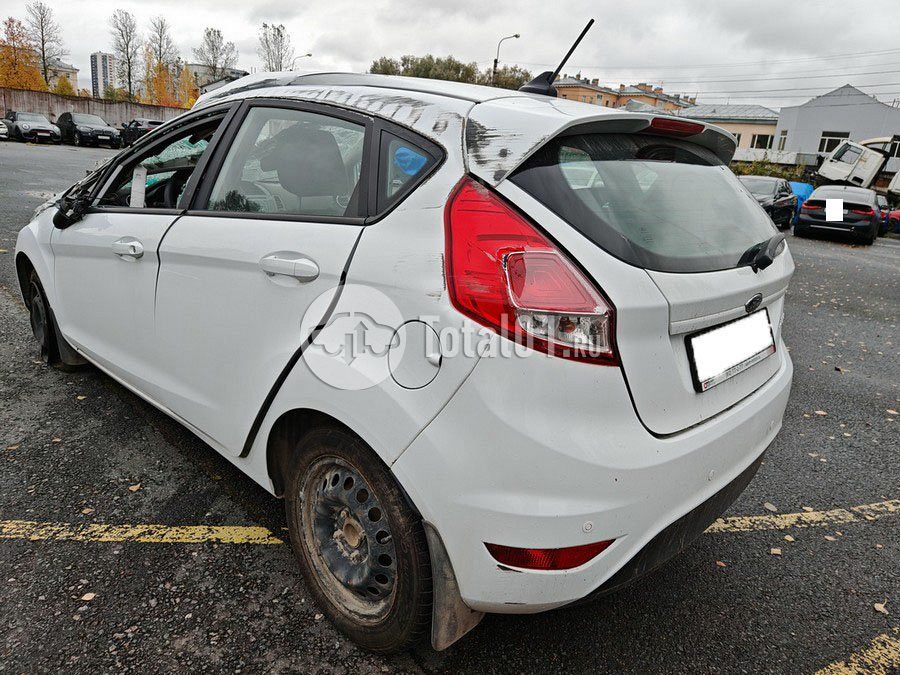 Фото Ford Fiesta 138