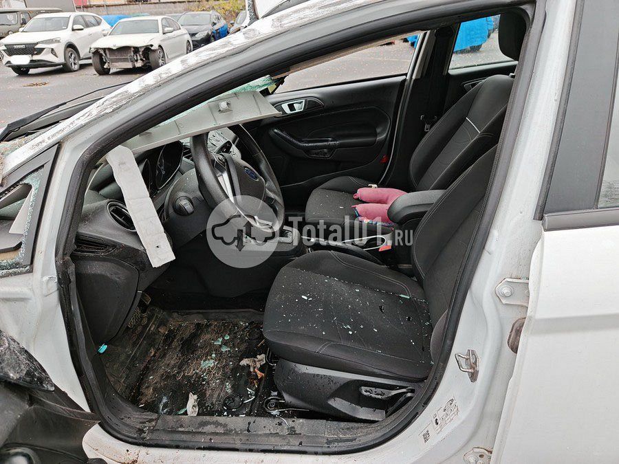 Фото Ford Fiesta 140