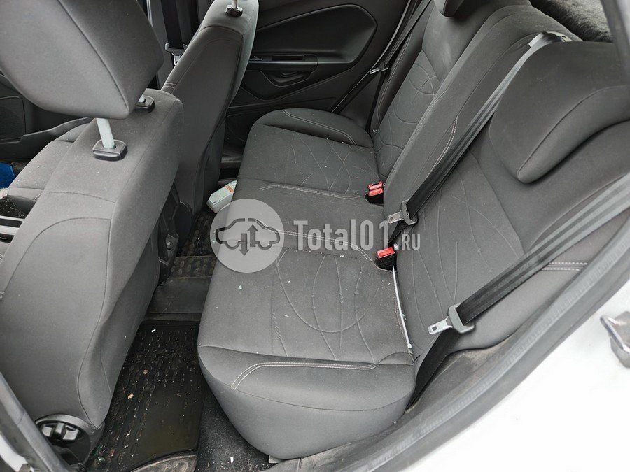 Фото Ford Fiesta 164
