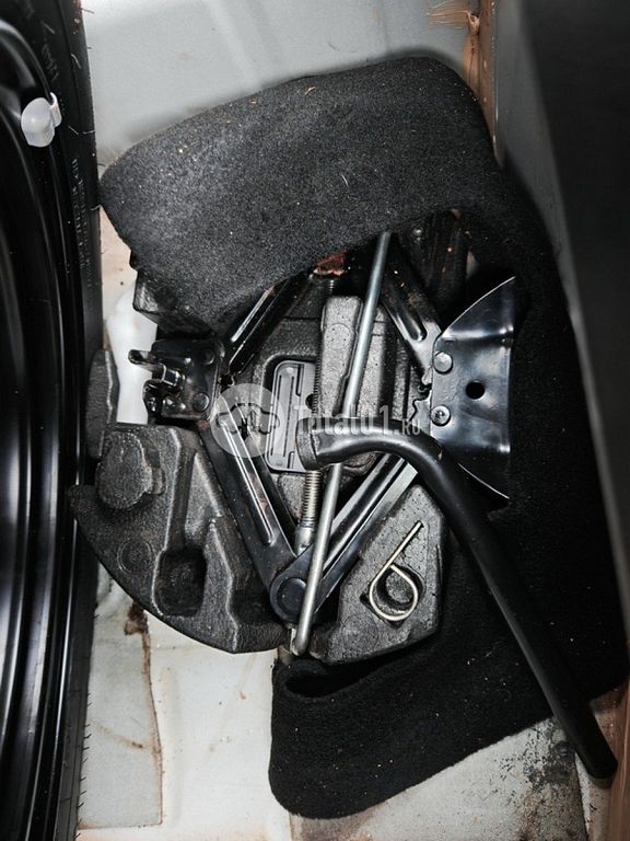 Фото Ford Fiesta 178