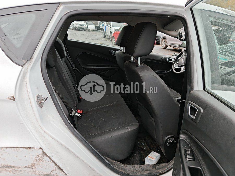 Фото Ford Fiesta 192