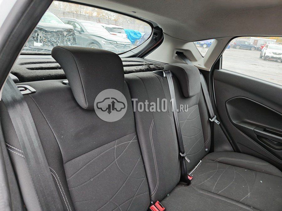 Фото Ford Fiesta 204