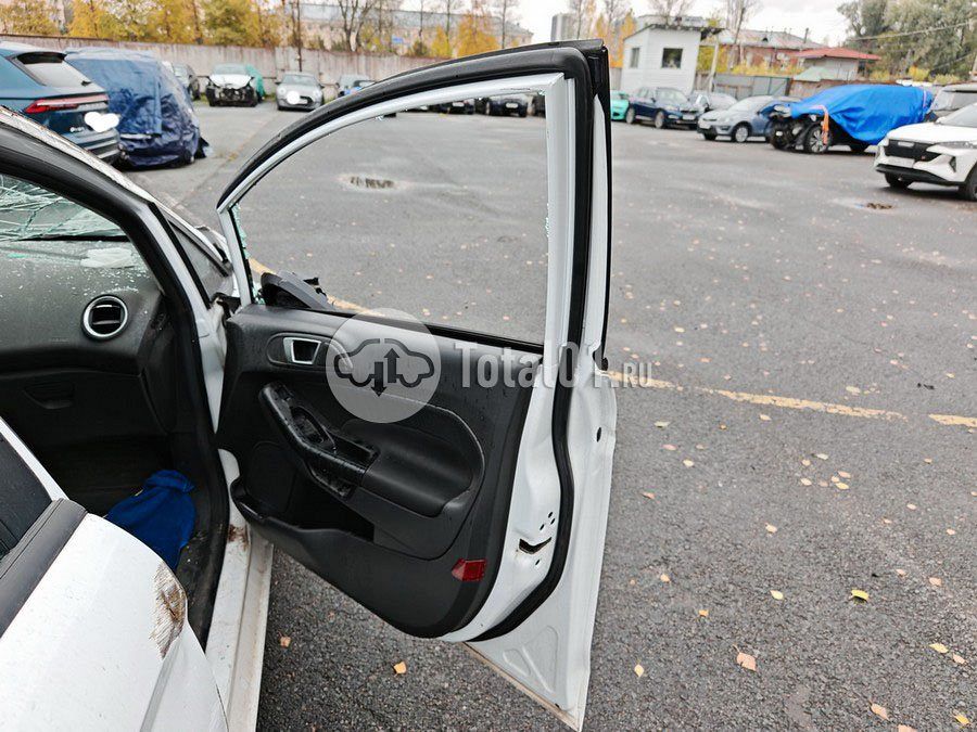 Фото Ford Fiesta 206