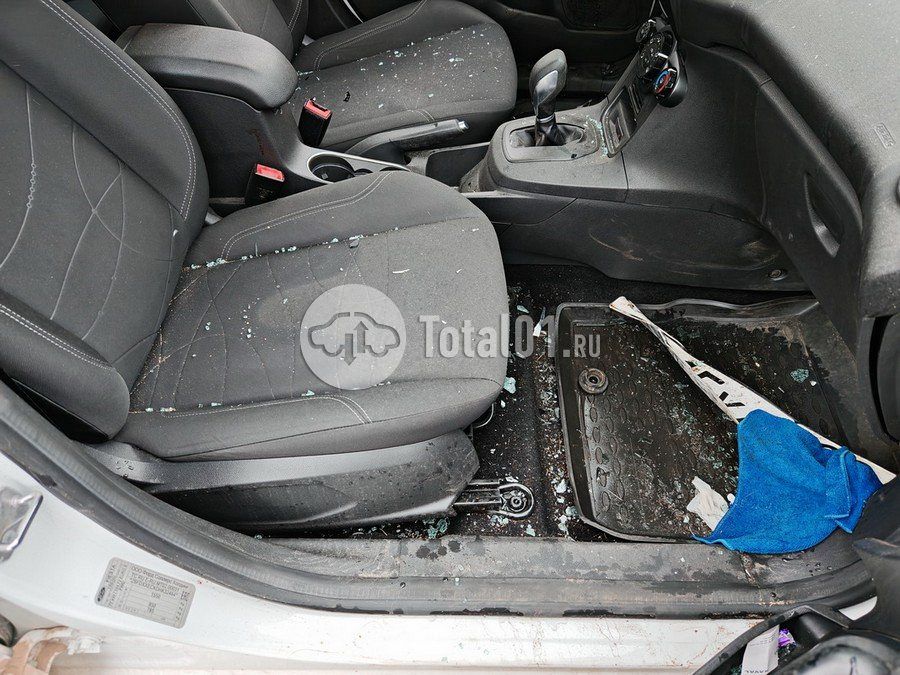 Фото Ford Fiesta 210