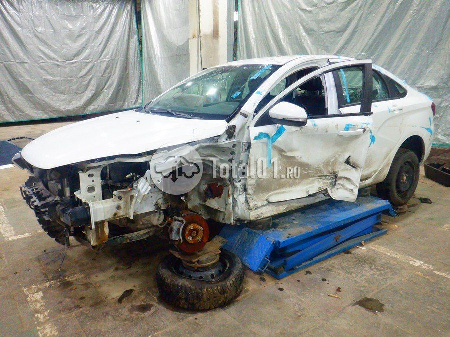 Фото ВАЗ (LADA) Vesta 12