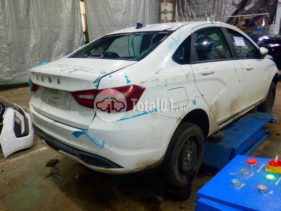 Фото ВАЗ (LADA) Vesta 14