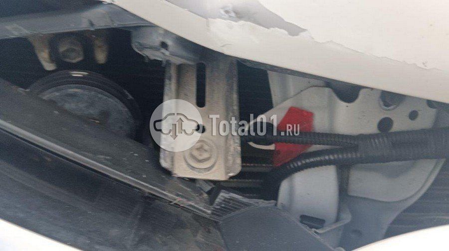 Фото Toyota Fortuner 90
