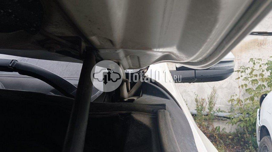 Фото Toyota Fortuner 96