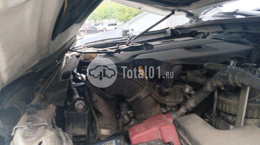 Фото Toyota Fortuner 100
