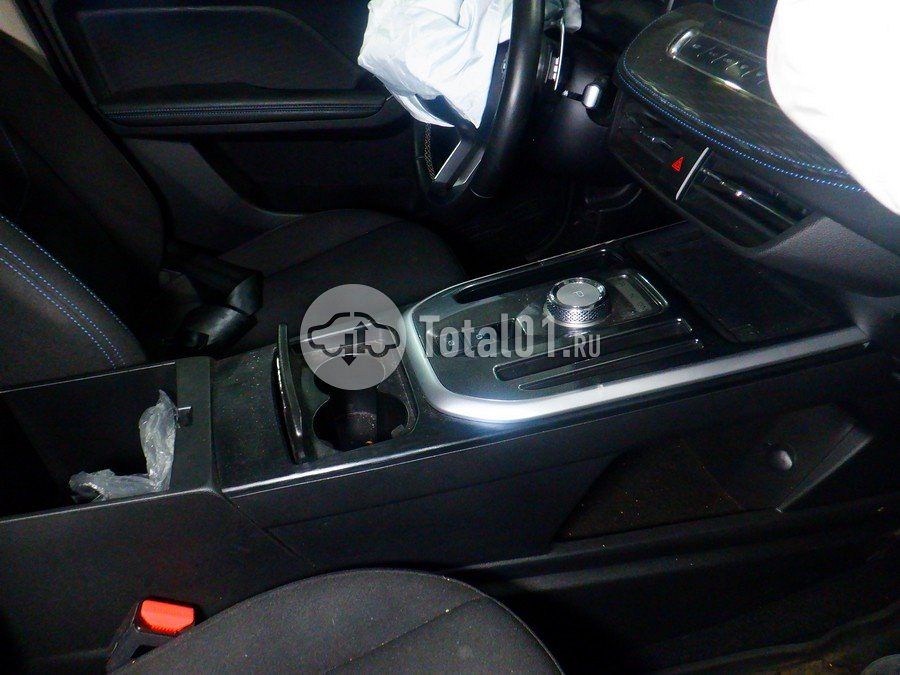 Фото Haval Jolion 32