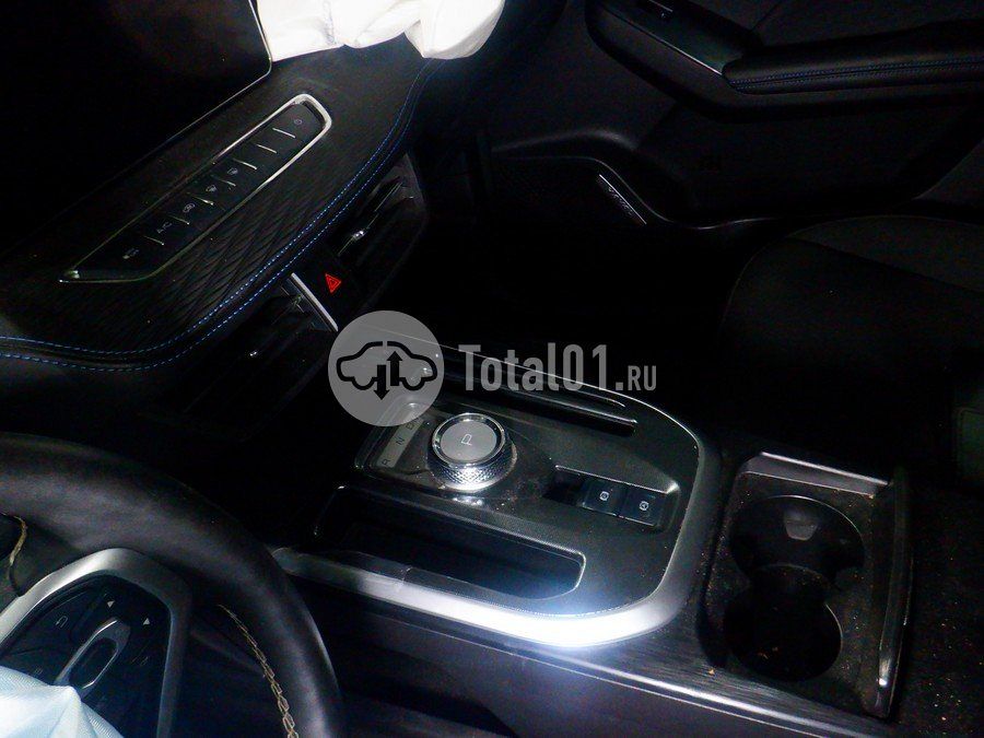 Фото Haval Jolion 80