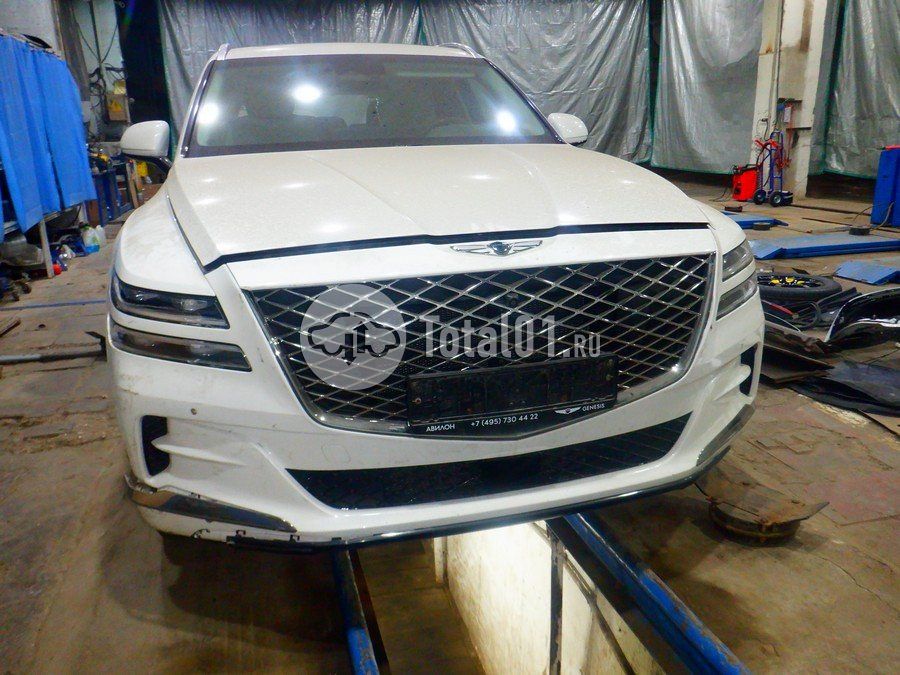 Фото Genesis GV80 4