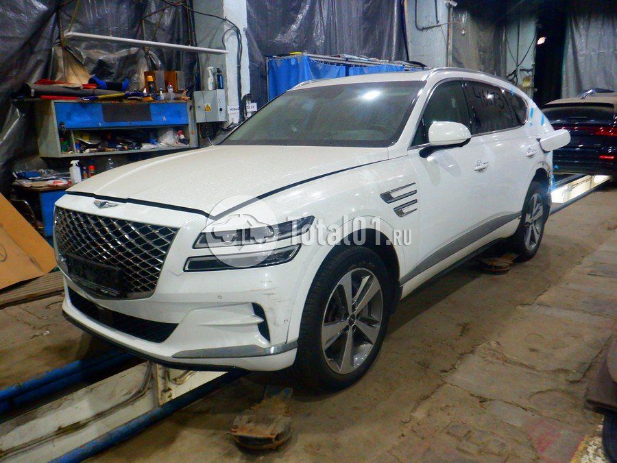 Фото Genesis GV80 6