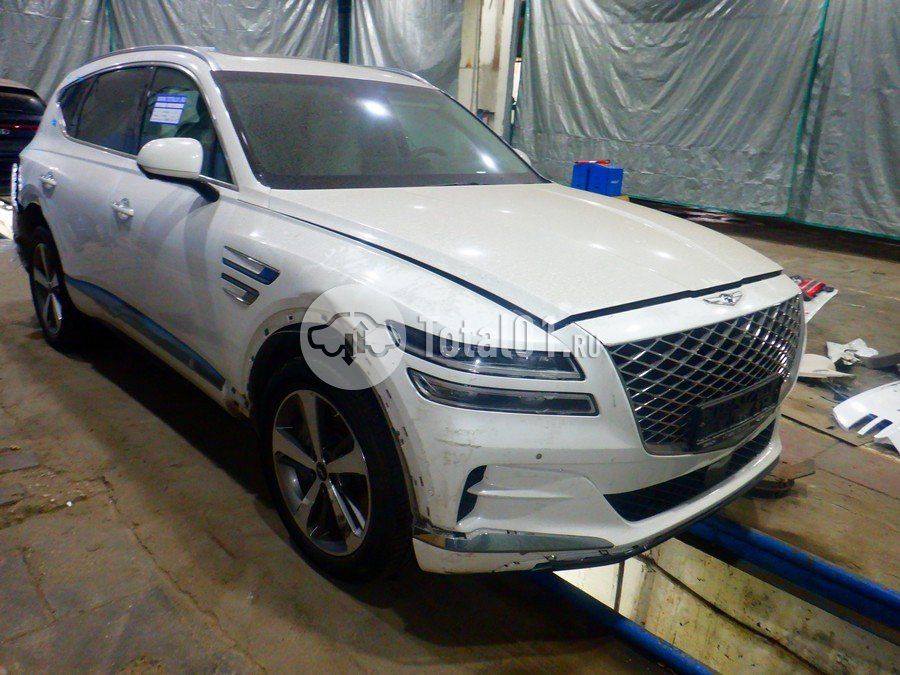 Фото Genesis GV80 10