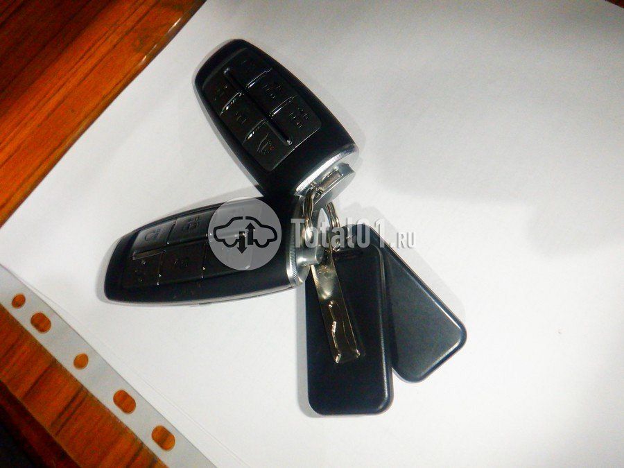 Фото Genesis GV80 20