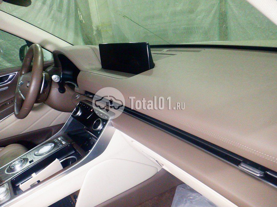 Фото Genesis GV80 32