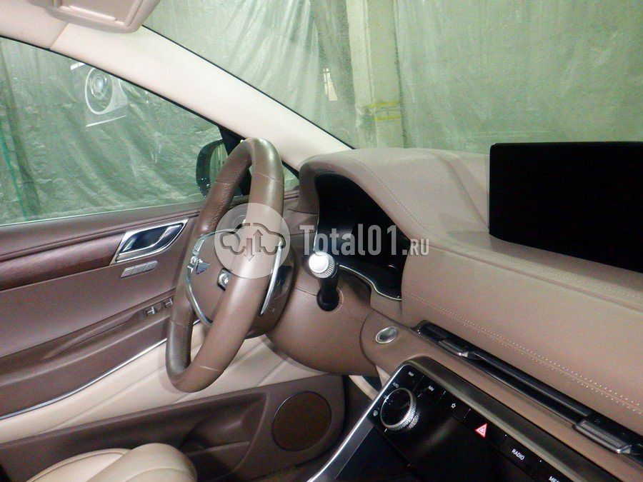 Фото Genesis GV80 36