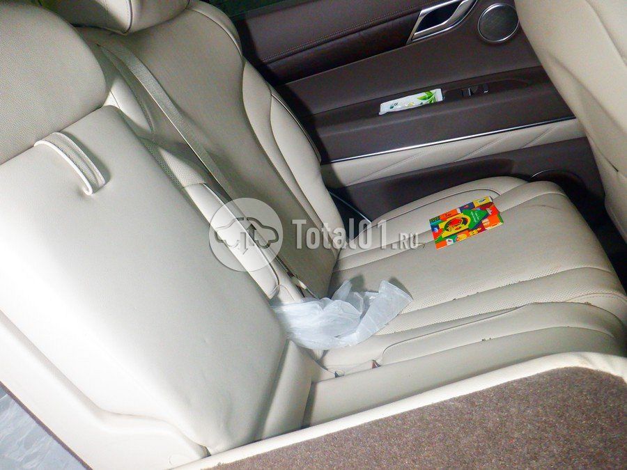 Фото Genesis GV80 58