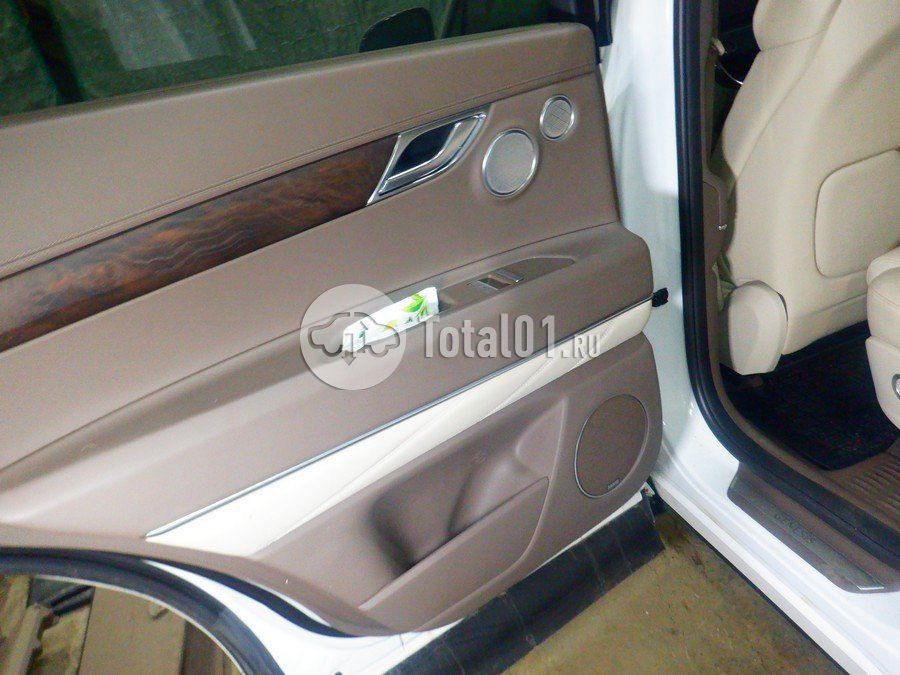 Фото Genesis GV80 86