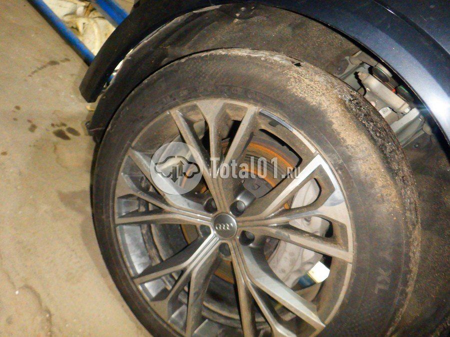 Фото Audi Q8 200