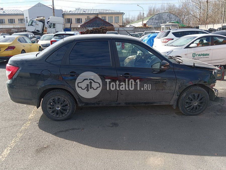 Фото ВАЗ (LADA) Granta 46