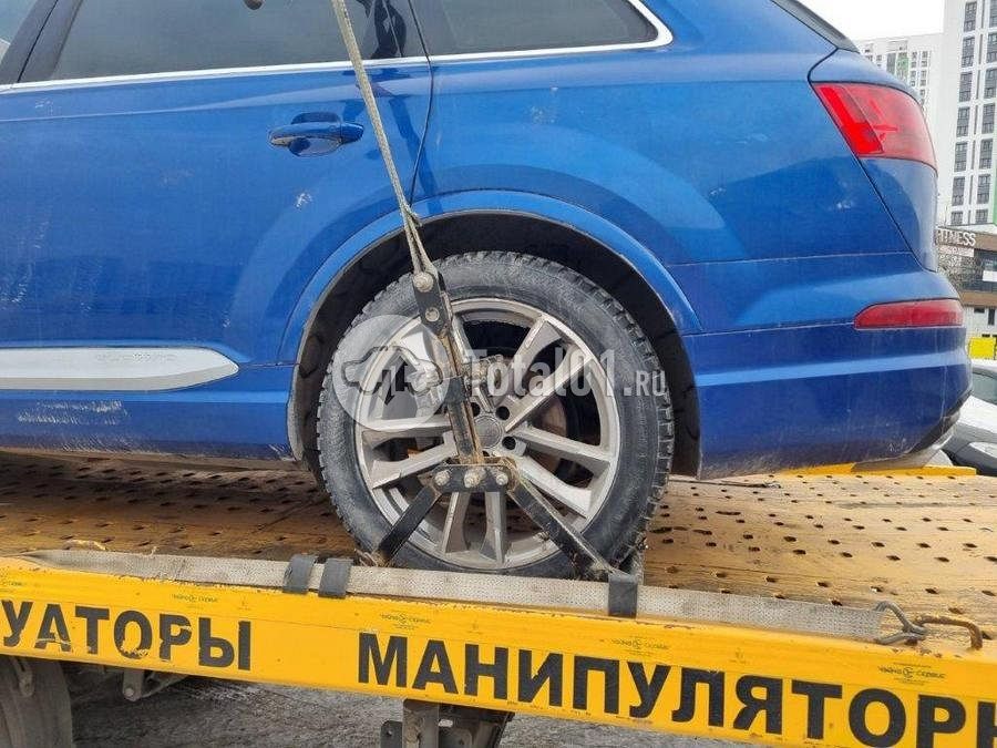 Фото Audi Q7 22