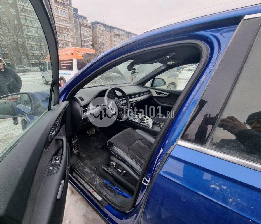 Фото Audi Q7 64