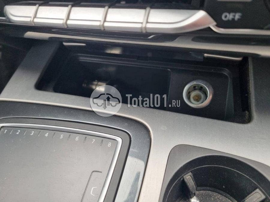 Фото Audi Q7 80