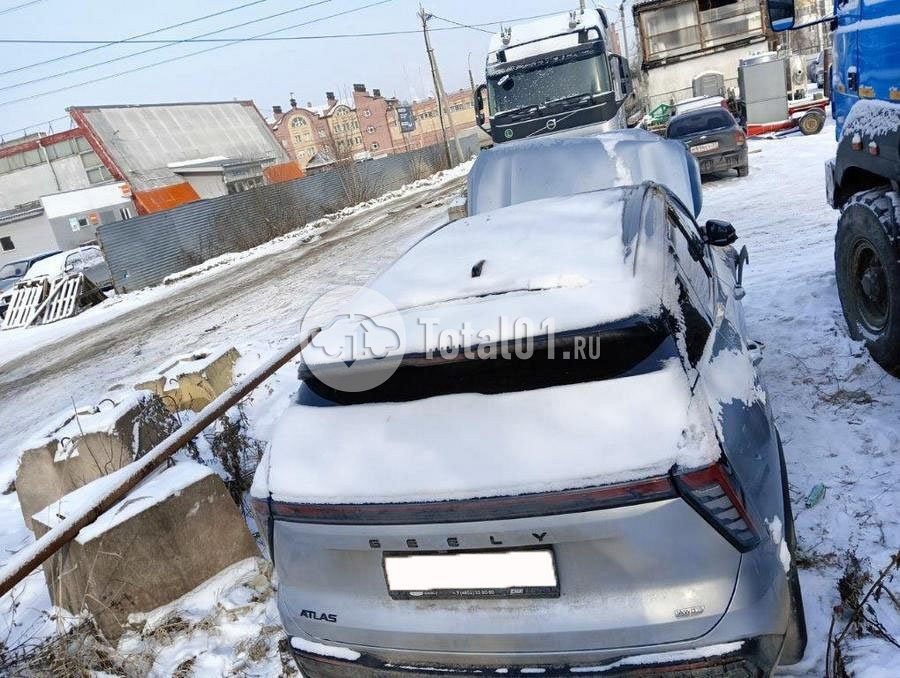 Фото Geely Atlas 236