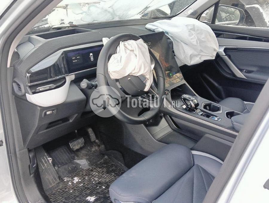 Фото Geely Atlas 330