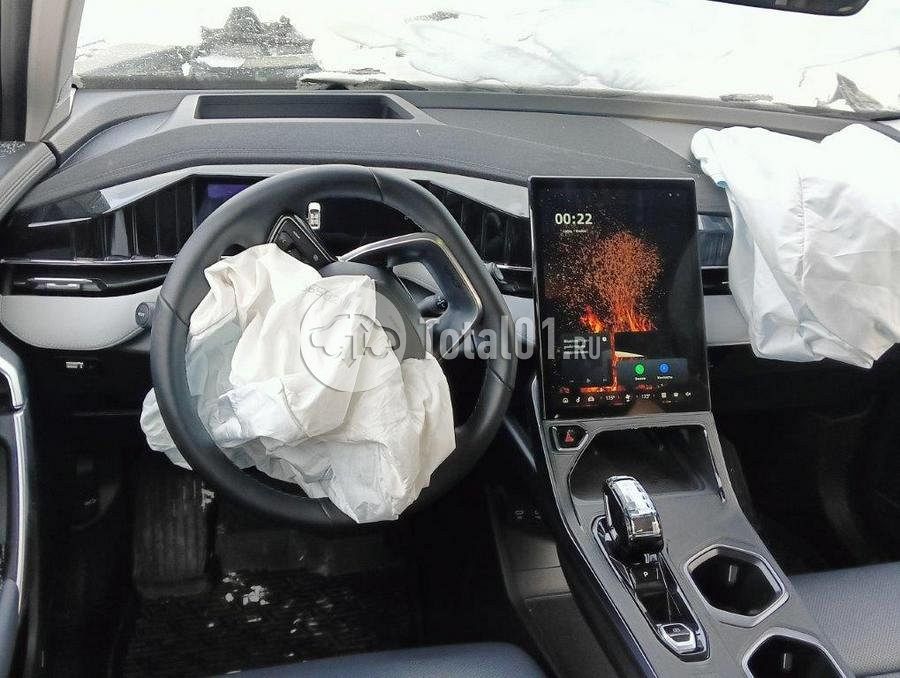 Фото Geely Atlas 400