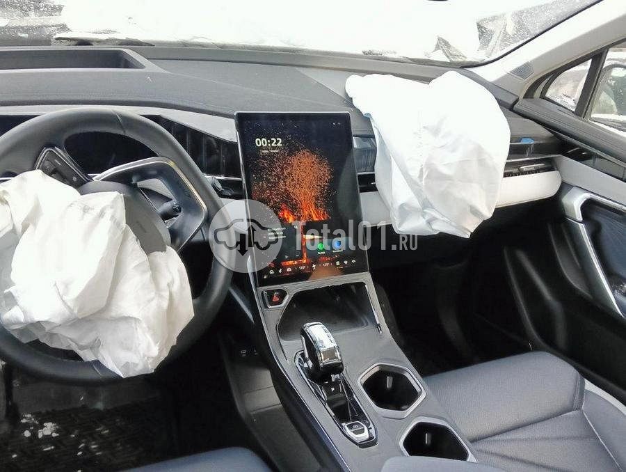 Фото Geely Atlas 402