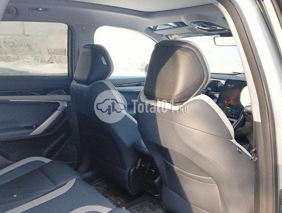 Фото Geely Atlas 410