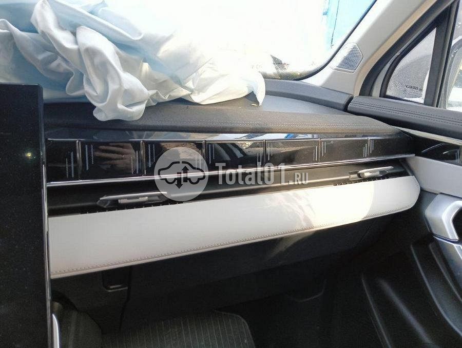 Фото Geely Atlas 444