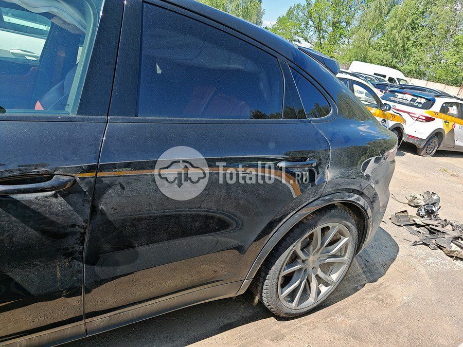 Фото Porsche Cayenne 48
