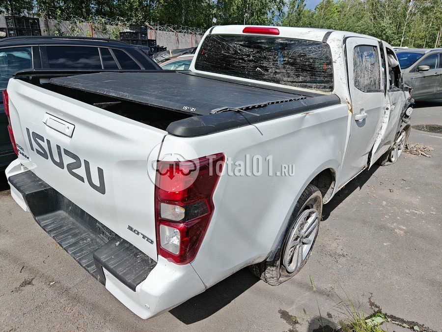 Фото Isuzu D-Max 24