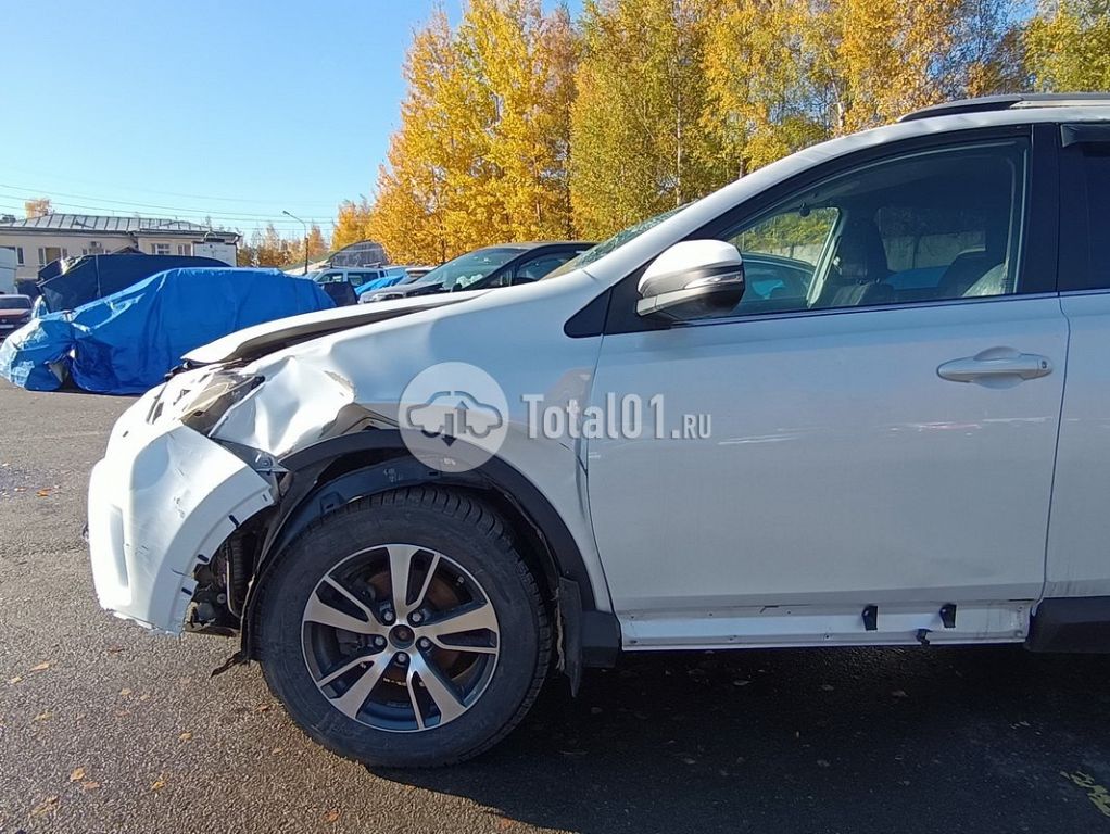 Фото Toyota RAV4 52