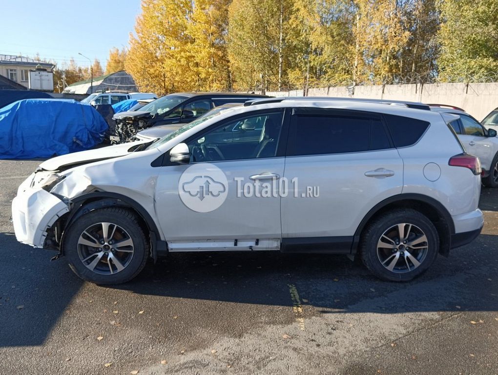 Фото Toyota RAV4 74