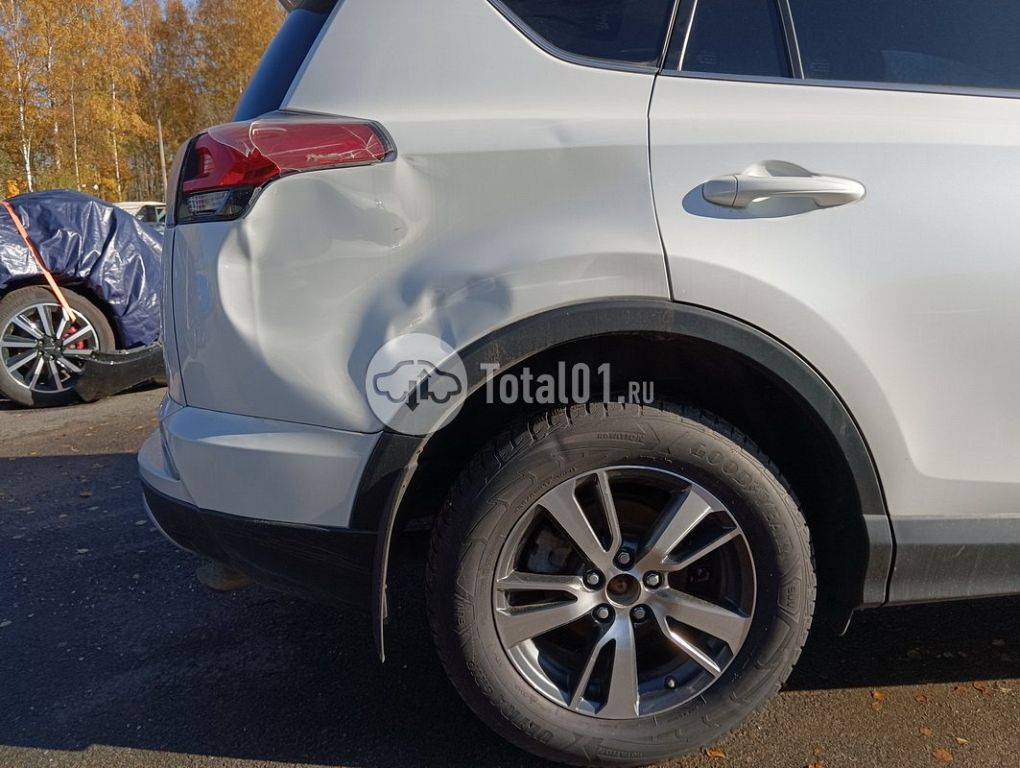 Фото Toyota RAV4 76