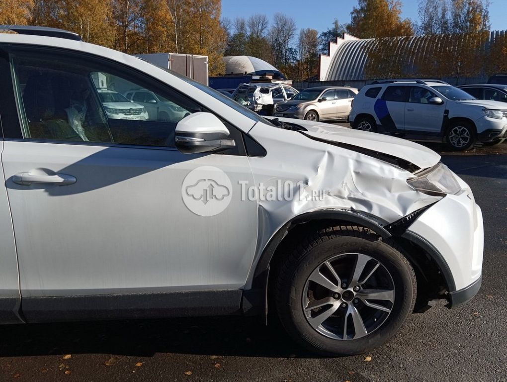 Фото Toyota RAV4 84