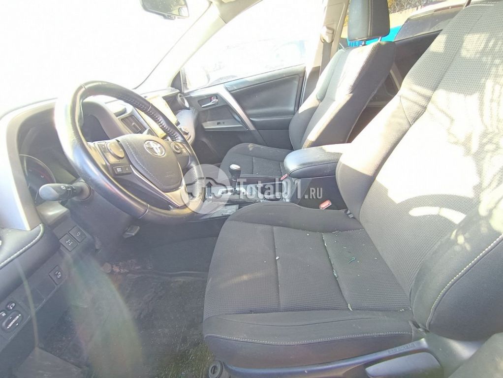 Фото Toyota RAV4 116