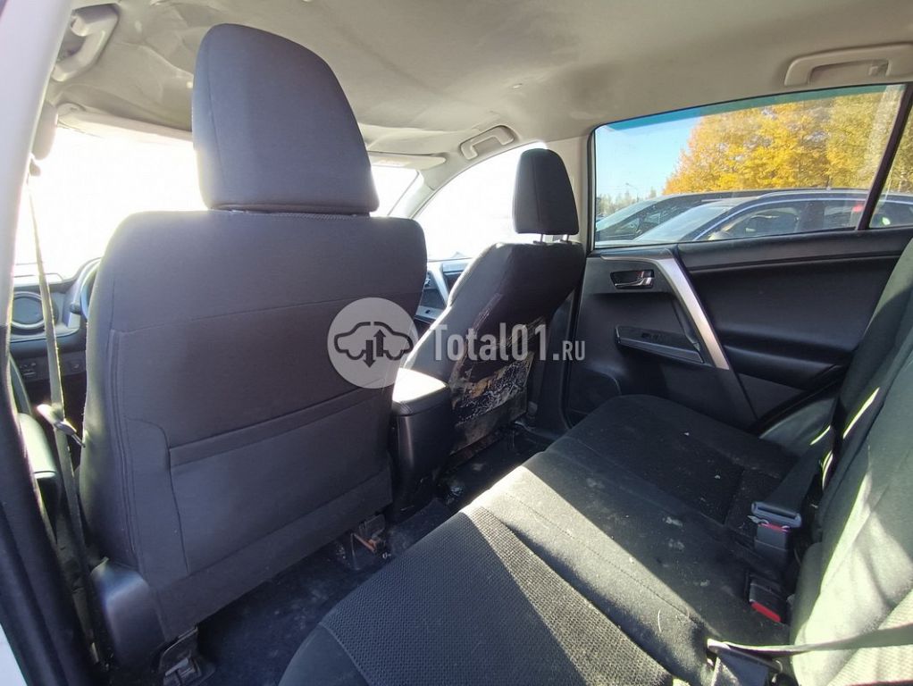Фото Toyota RAV4 128