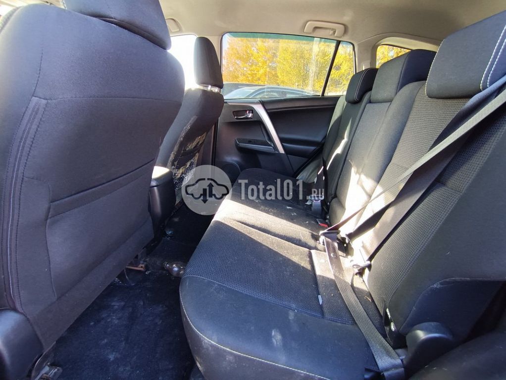 Фото Toyota RAV4 130