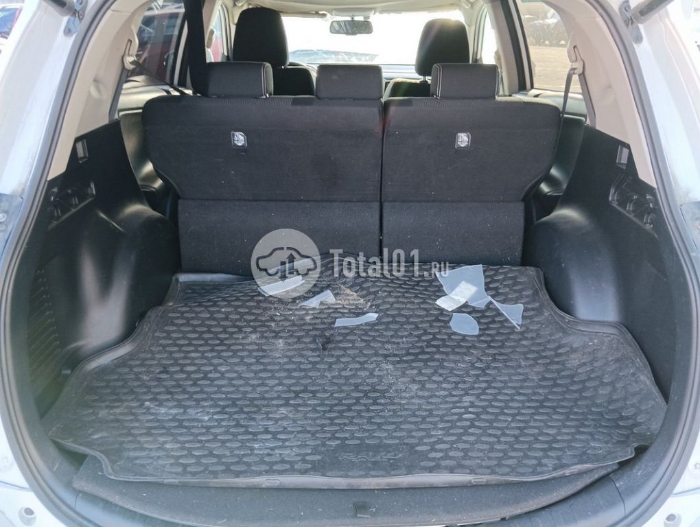 Фото Toyota RAV4 138