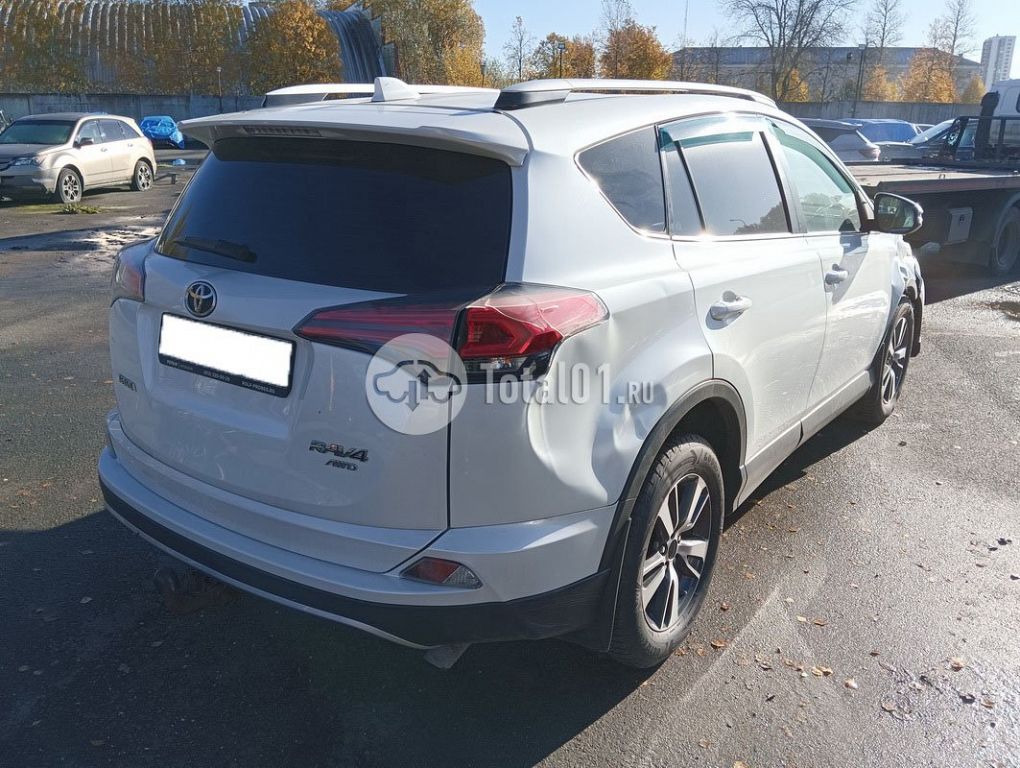 Фото Toyota RAV4 140