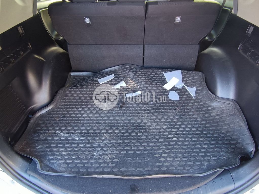 Фото Toyota RAV4 142