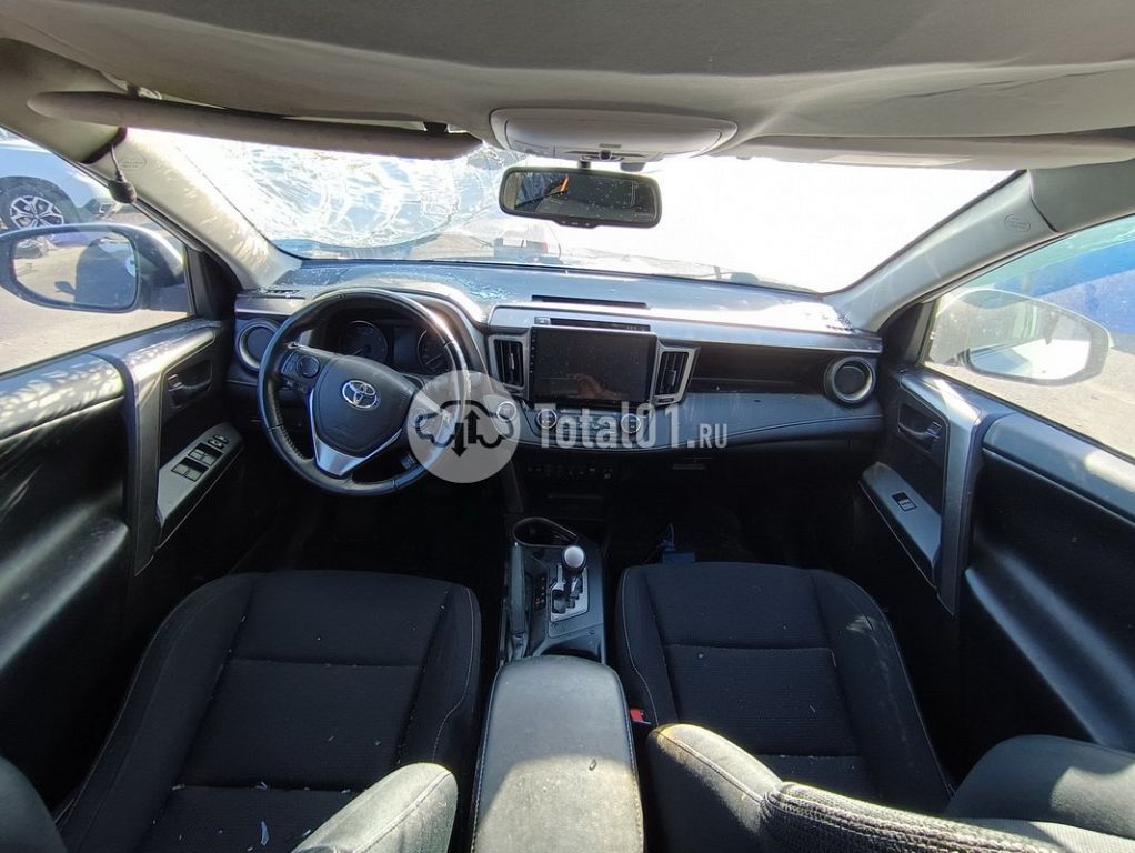 Фото Toyota RAV4 160
