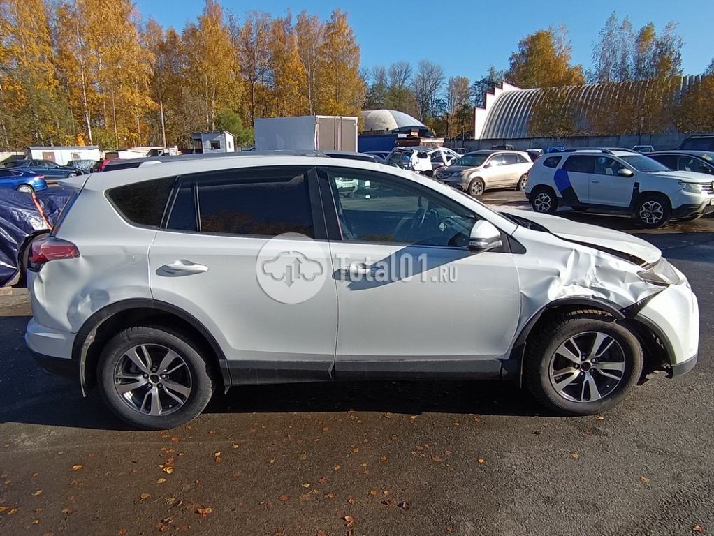 Фото Toyota RAV4 162